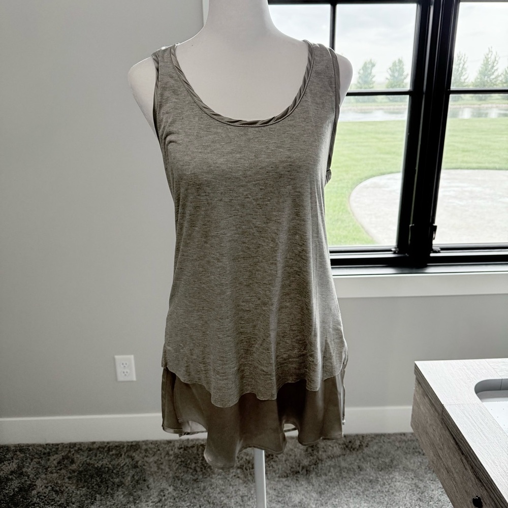 Origami Owl Gray Asymmetrical Sleeveless Tank Top